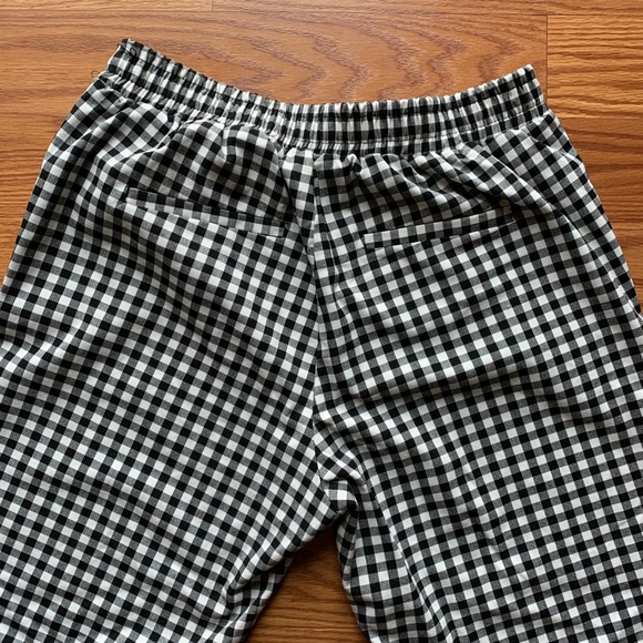 Trendy B&W Checkered Trousers - Picture 3 of 4